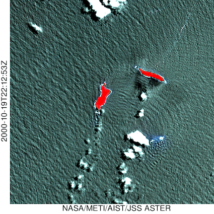 Figure 1:　time-series imagery of the volcano