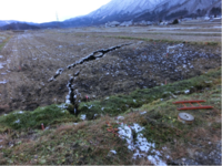 写真6 堀之内地区の水田を変位させる円弧状の平面形をもつ側方流動