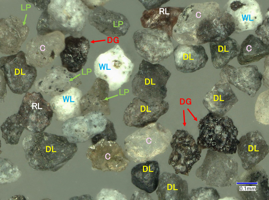 icrophotograph of volcanic ash particles collected by the Japan Meteorological Agency in Takaharu Town