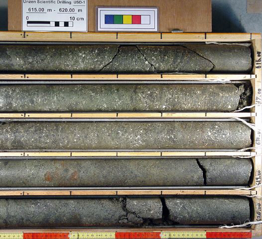 615-620m-r