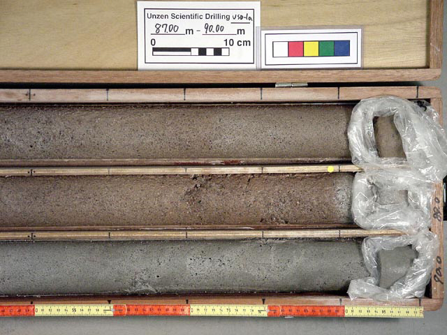 87-90m-r
