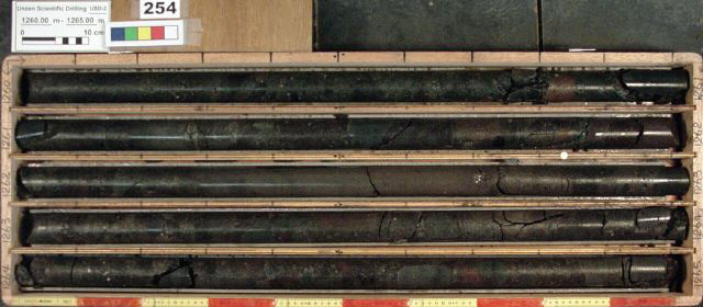 1260-1265m