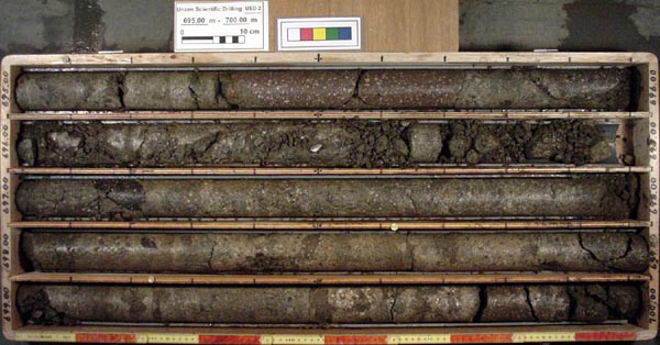 695-700m