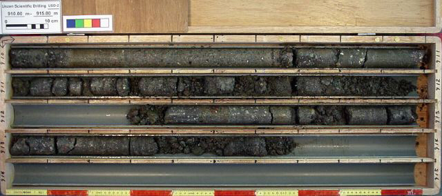 910-915m