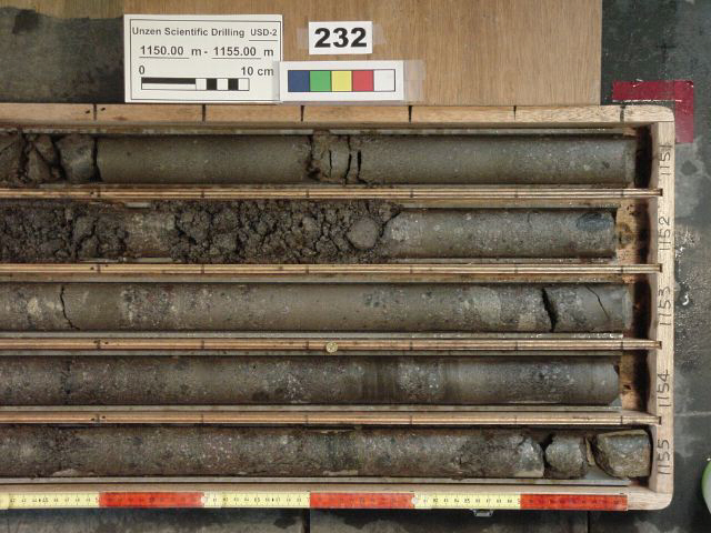 1150-1155m-r