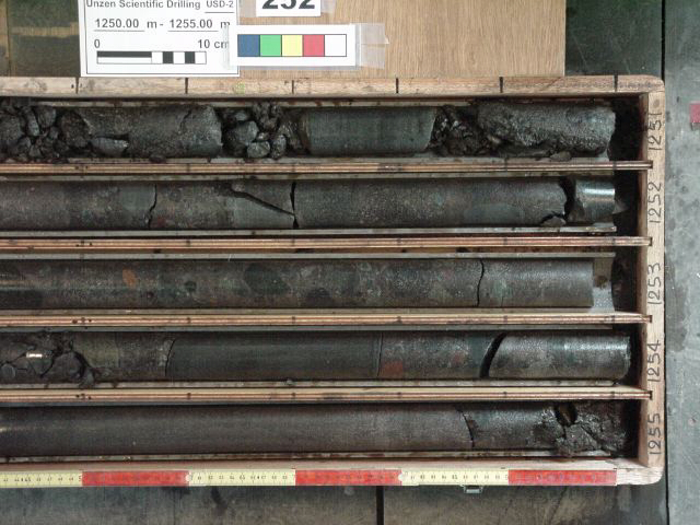 1250-1255m-r