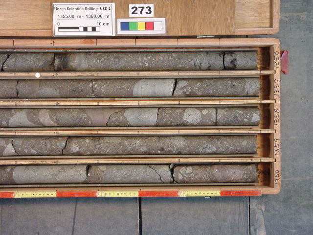 1355-1360m-r